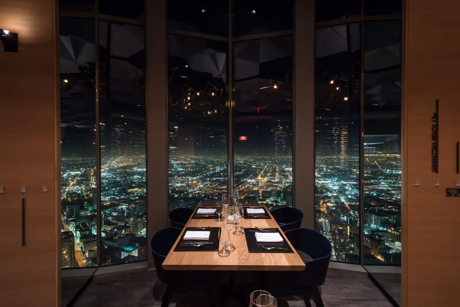 Rooftop 71Above a Los Angeles - 1