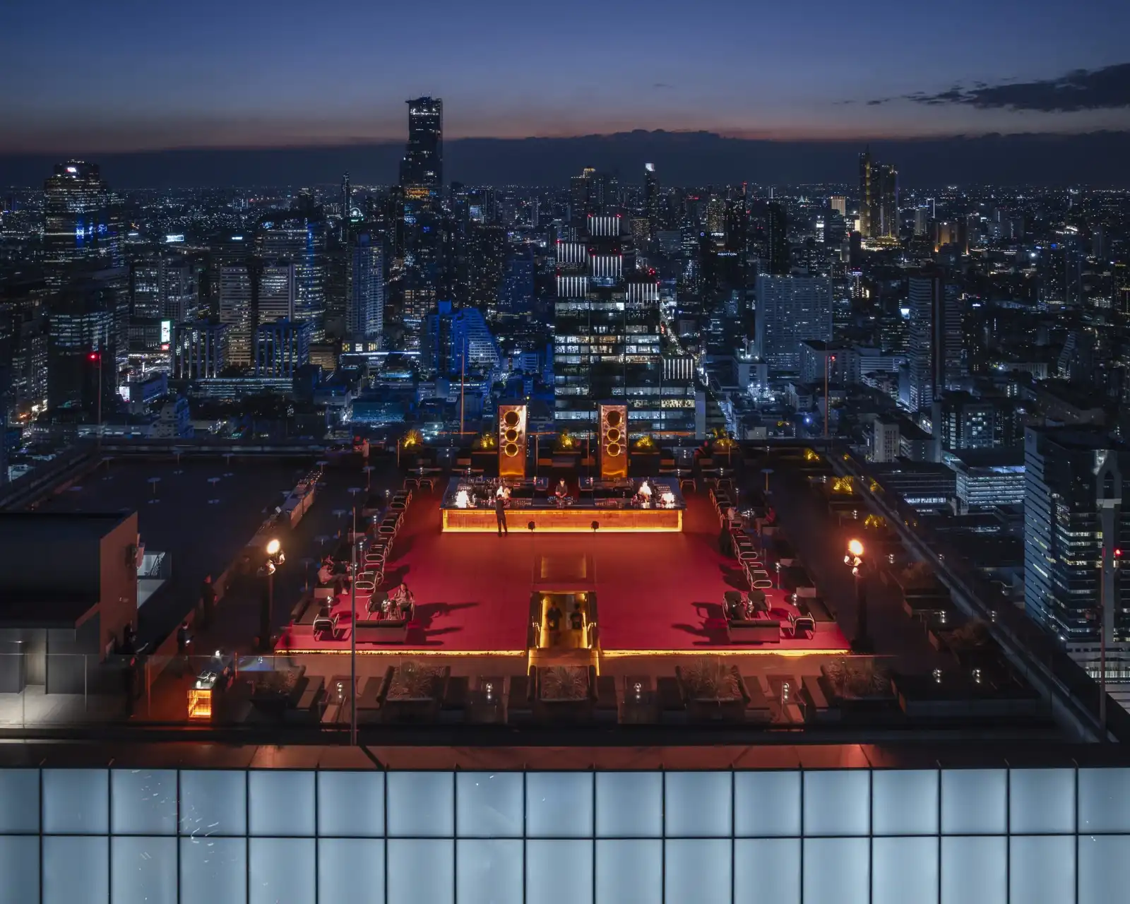 Rooftop ÆTHER a Bangkok - 2
