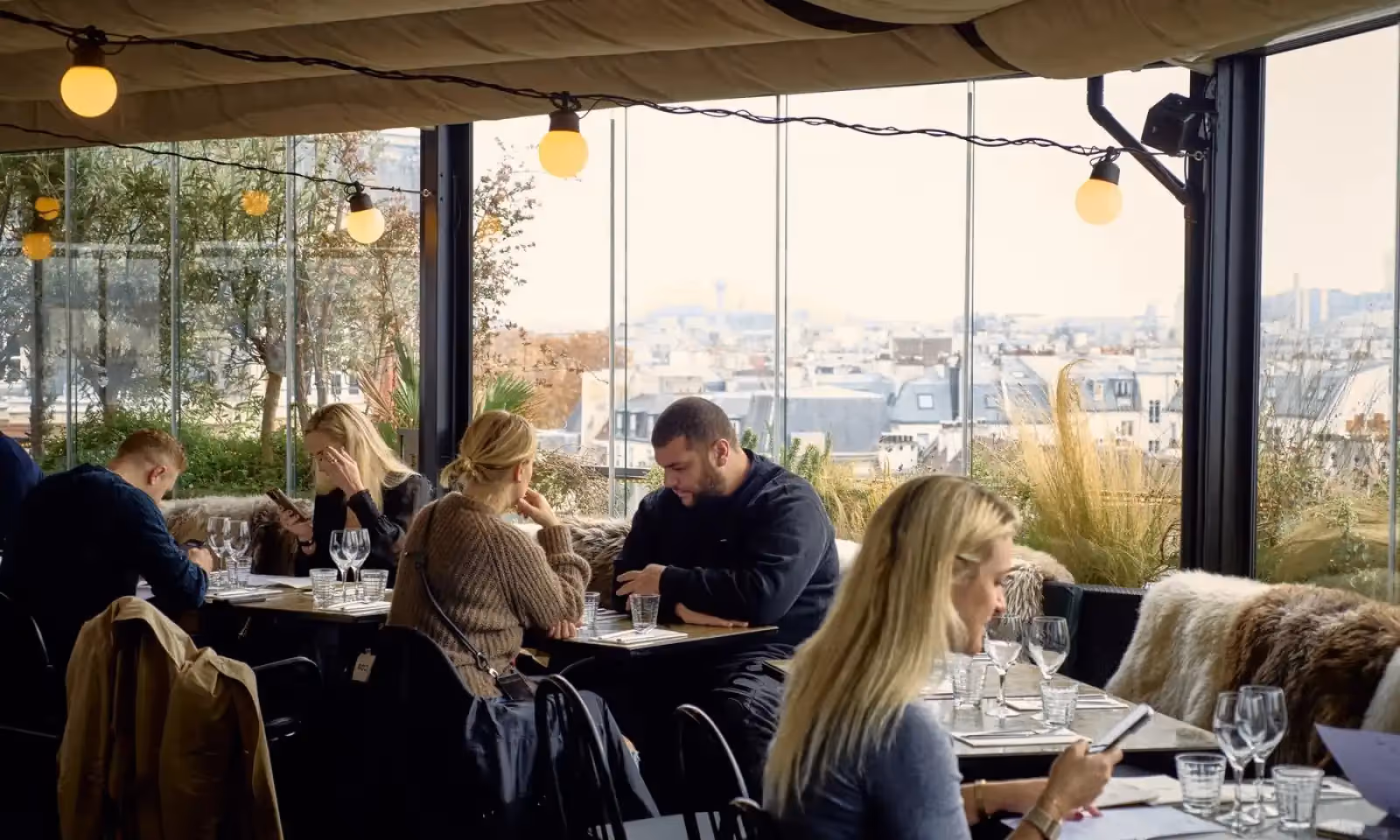 Rooftop Au Top in Parigi - 3