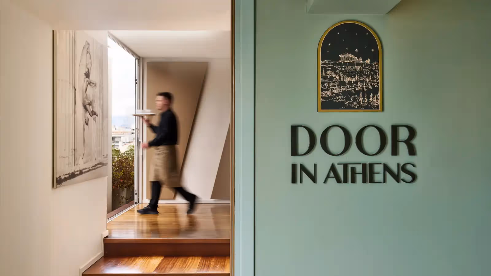 Rooftop Door in Athens in Atene - 3