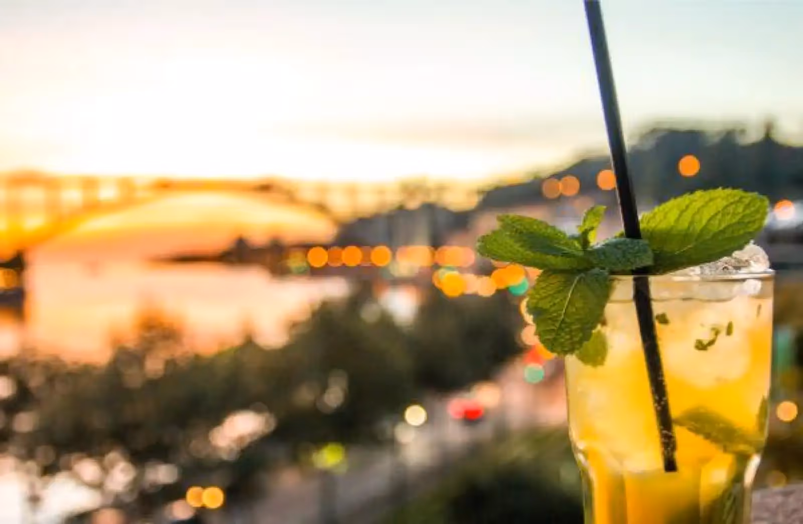 Rooftop Douro Sky Lounge a Porto - 4