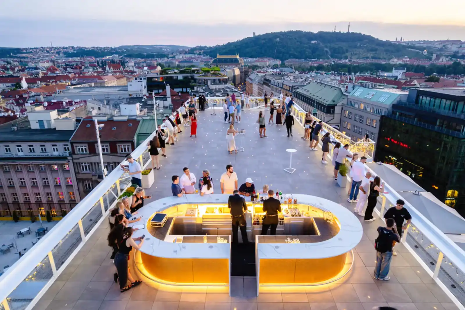 Rooftop Fly Vista a Praga - 1