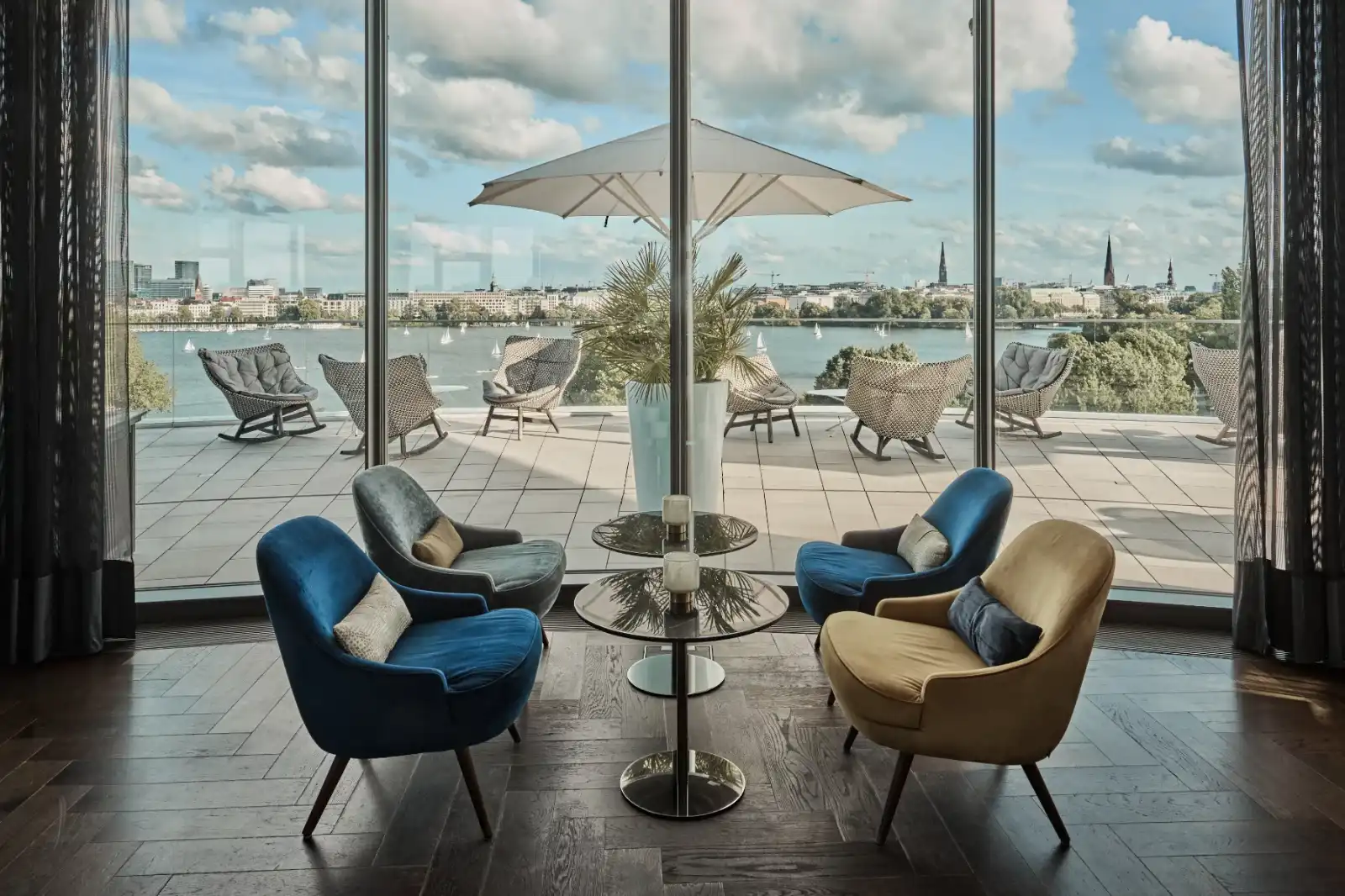 Rooftop Fontenay Bar a Amburgo - 1