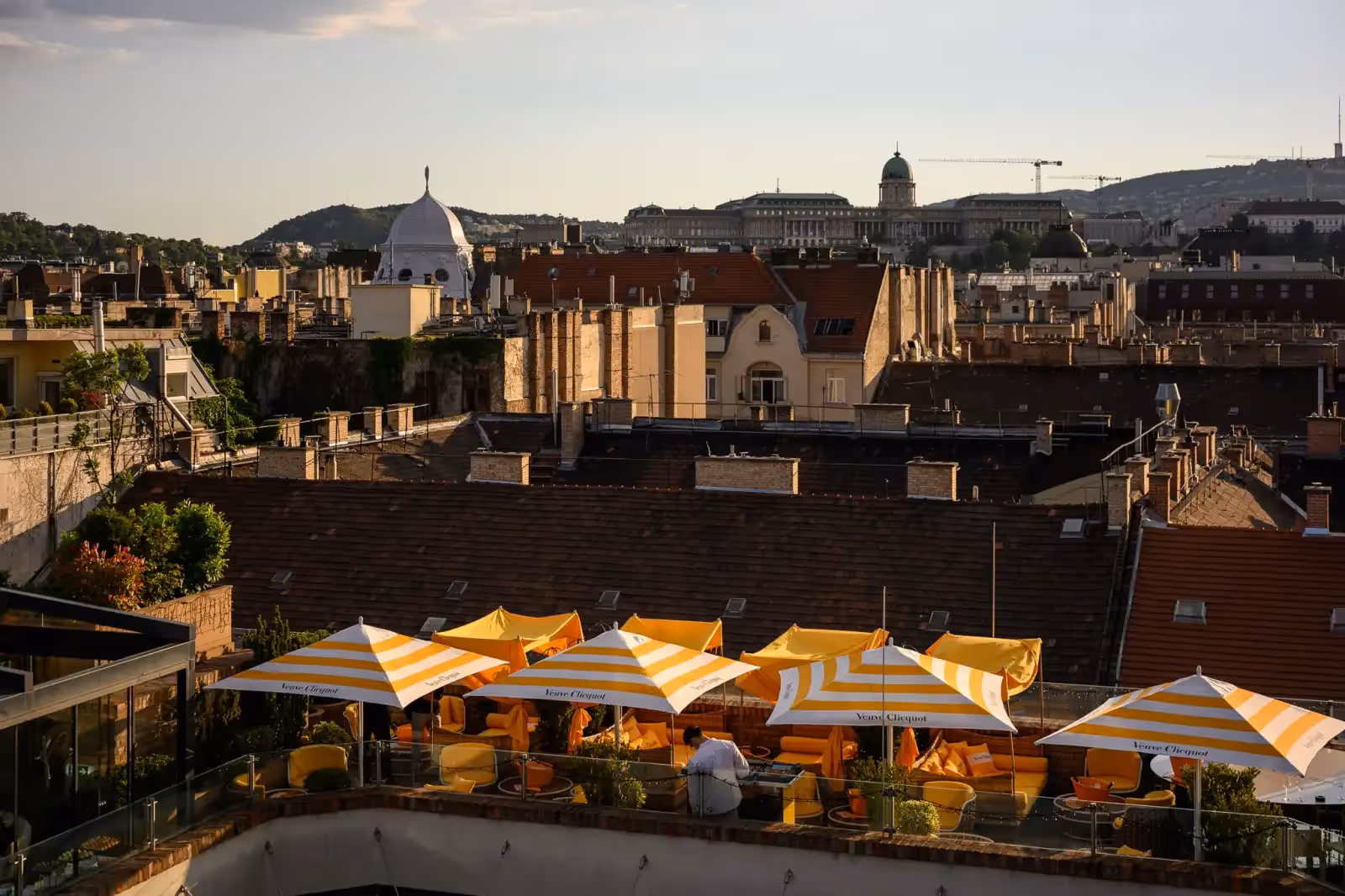 Rooftop High Note SkyBar a Budapest - 3