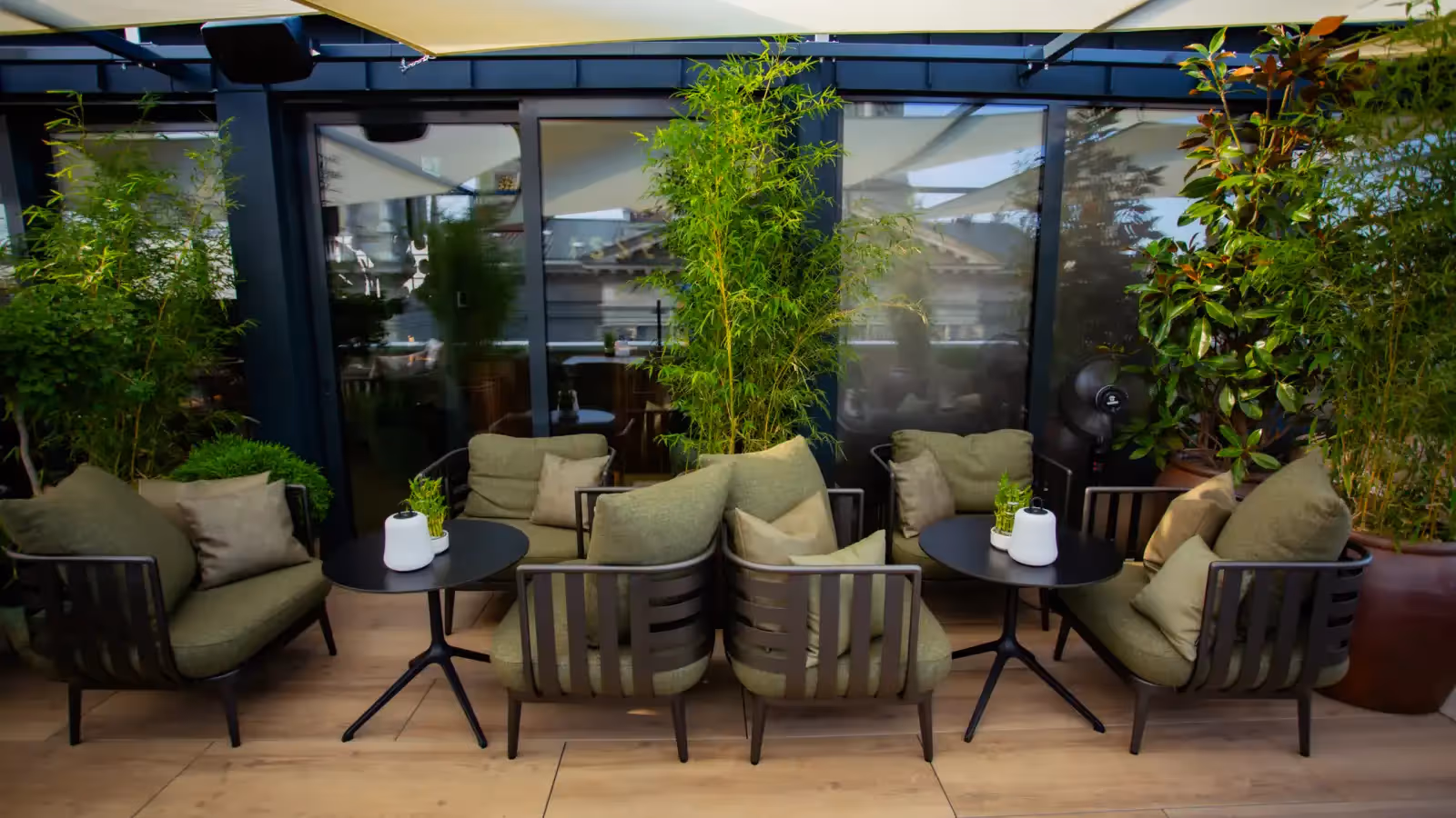 Rooftop ISSEI Skybar a Budapest - 2