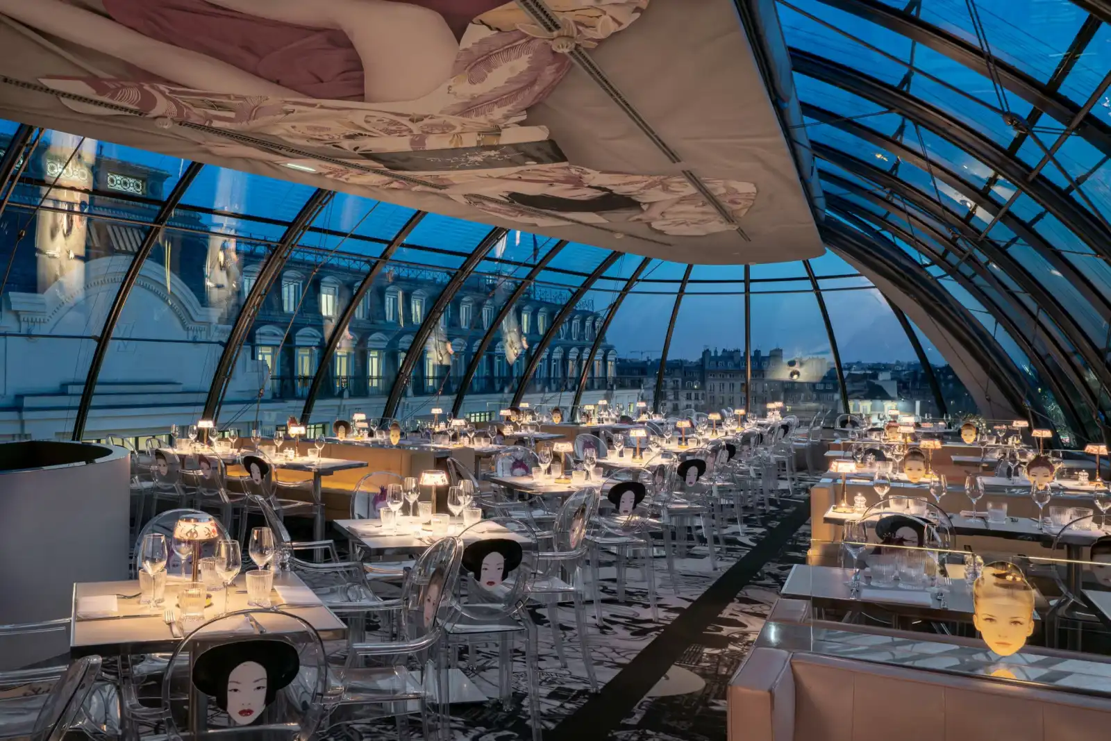 Rooftop Kong in Parigi - 1