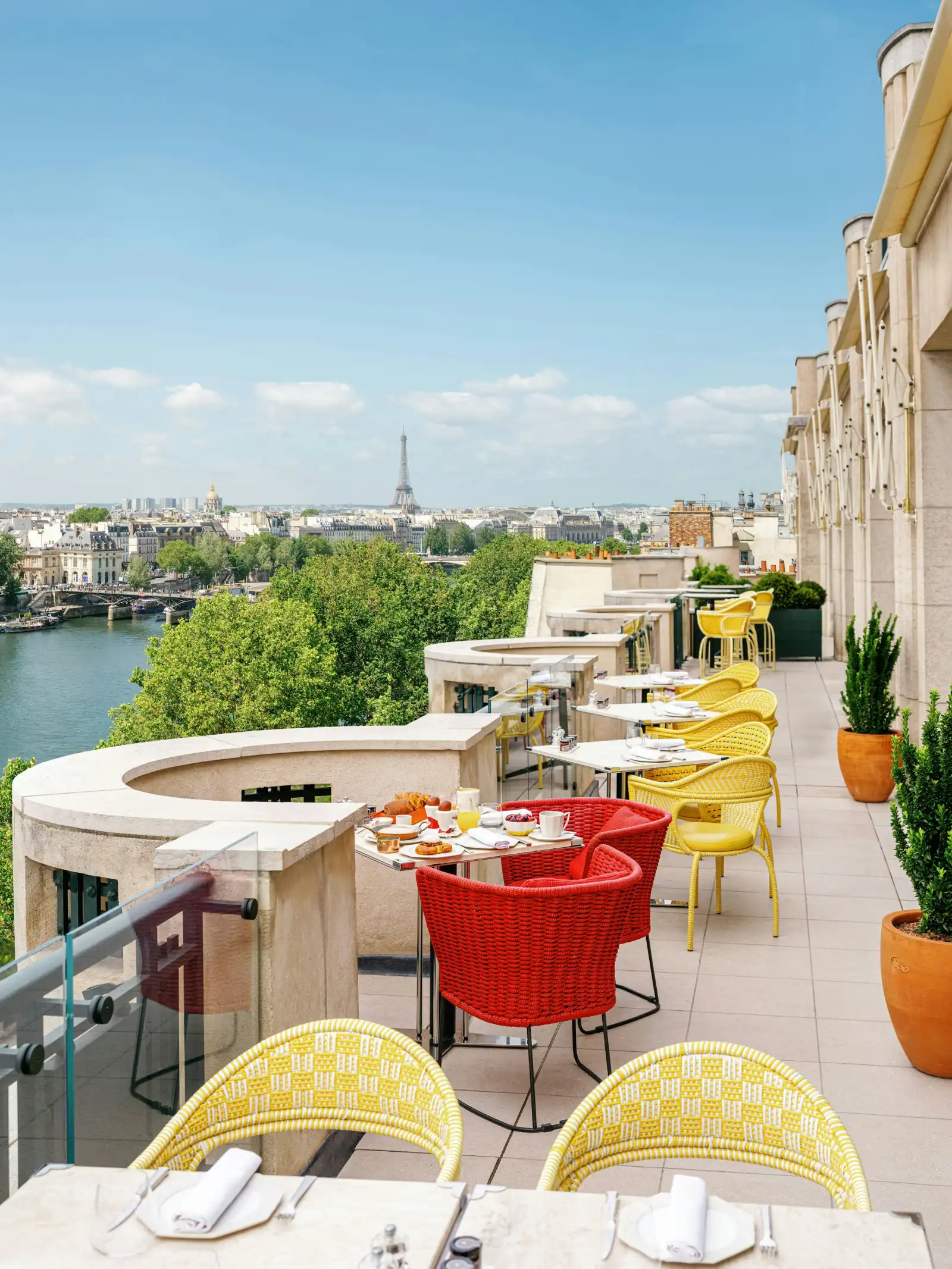 Rooftop Le Tout-Paris in Parigi - 2