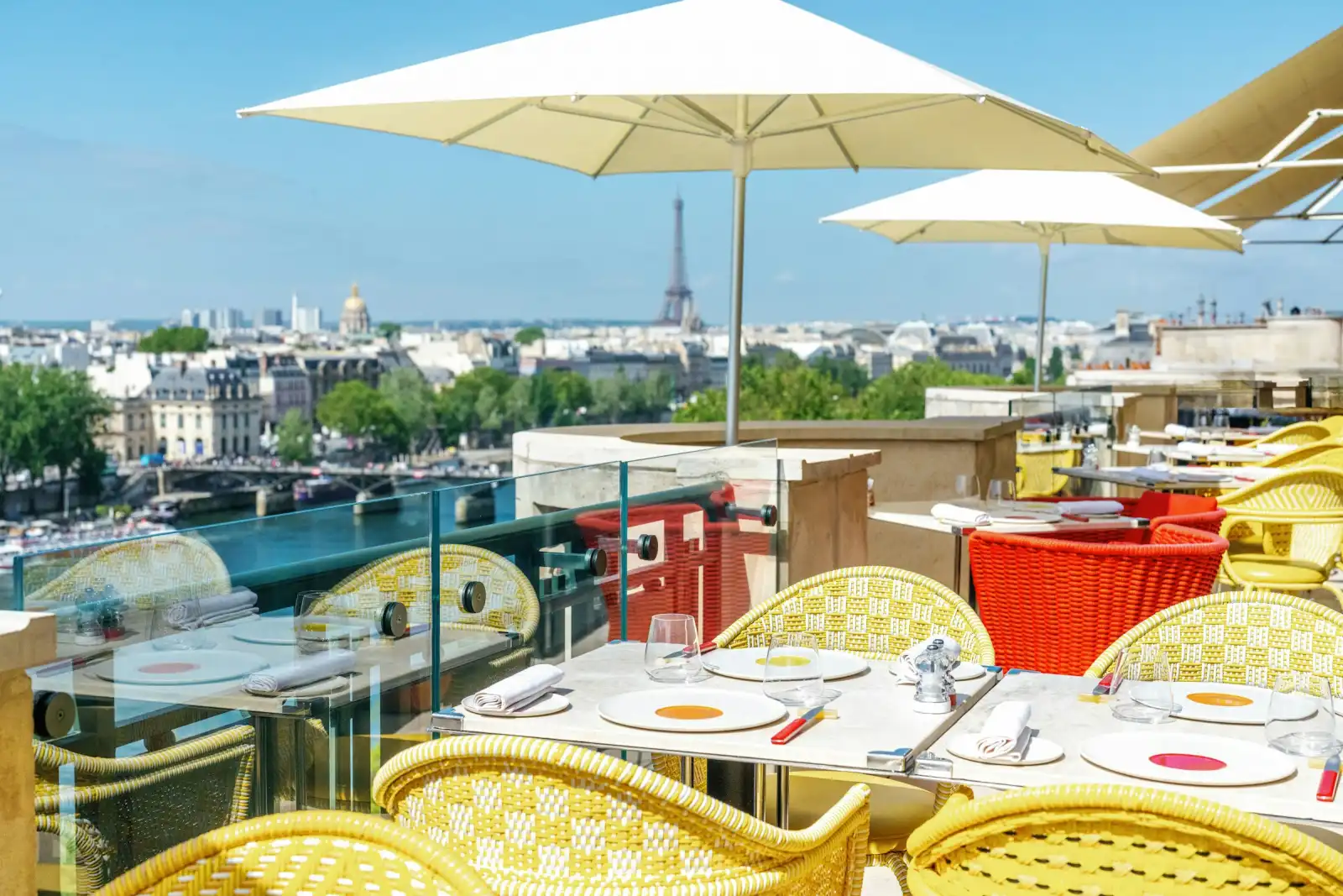 Rooftop Le Tout-Paris in Parigi - 1