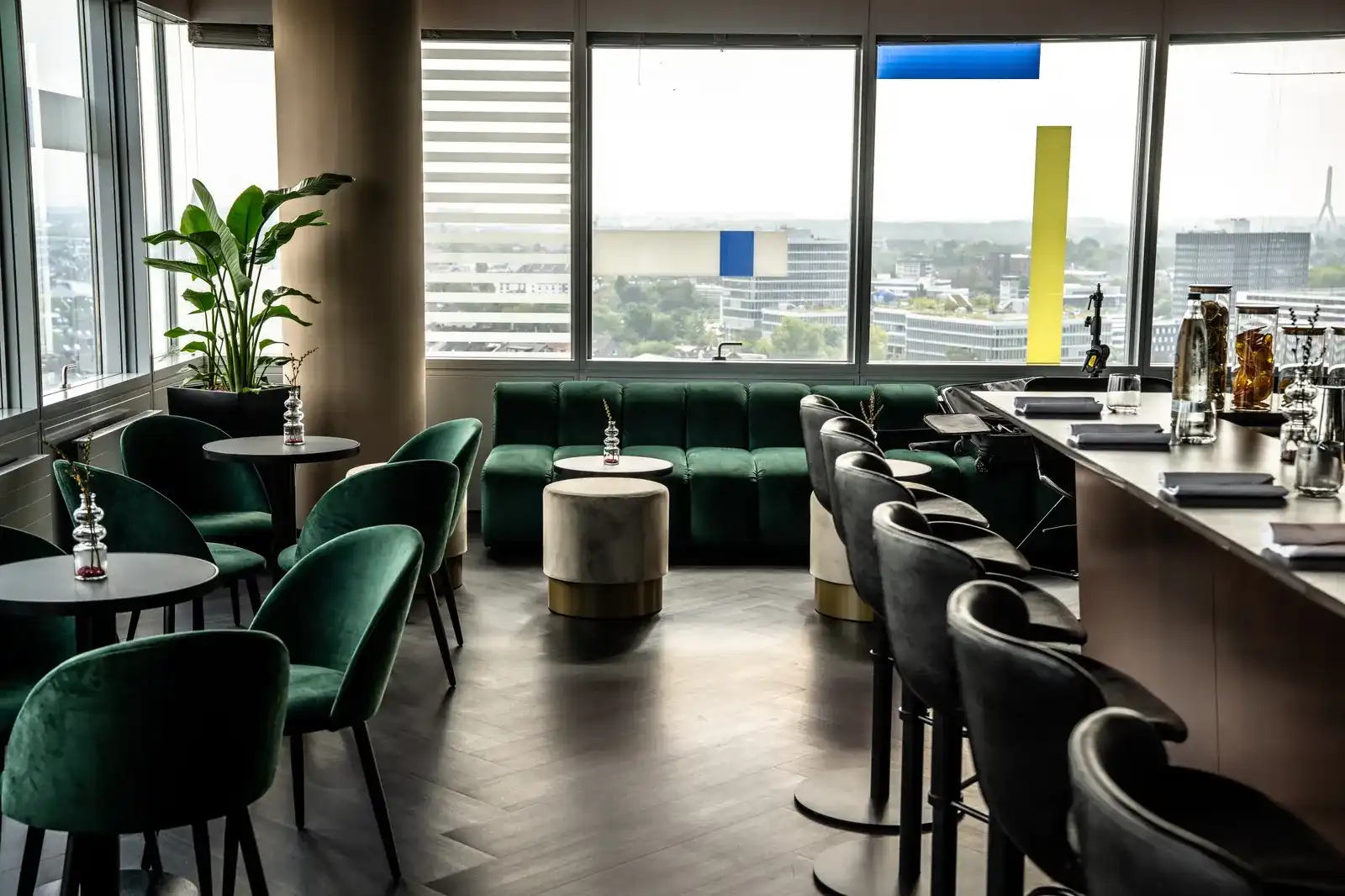 Rooftop MIA Restobar a Düsseldorf - 1