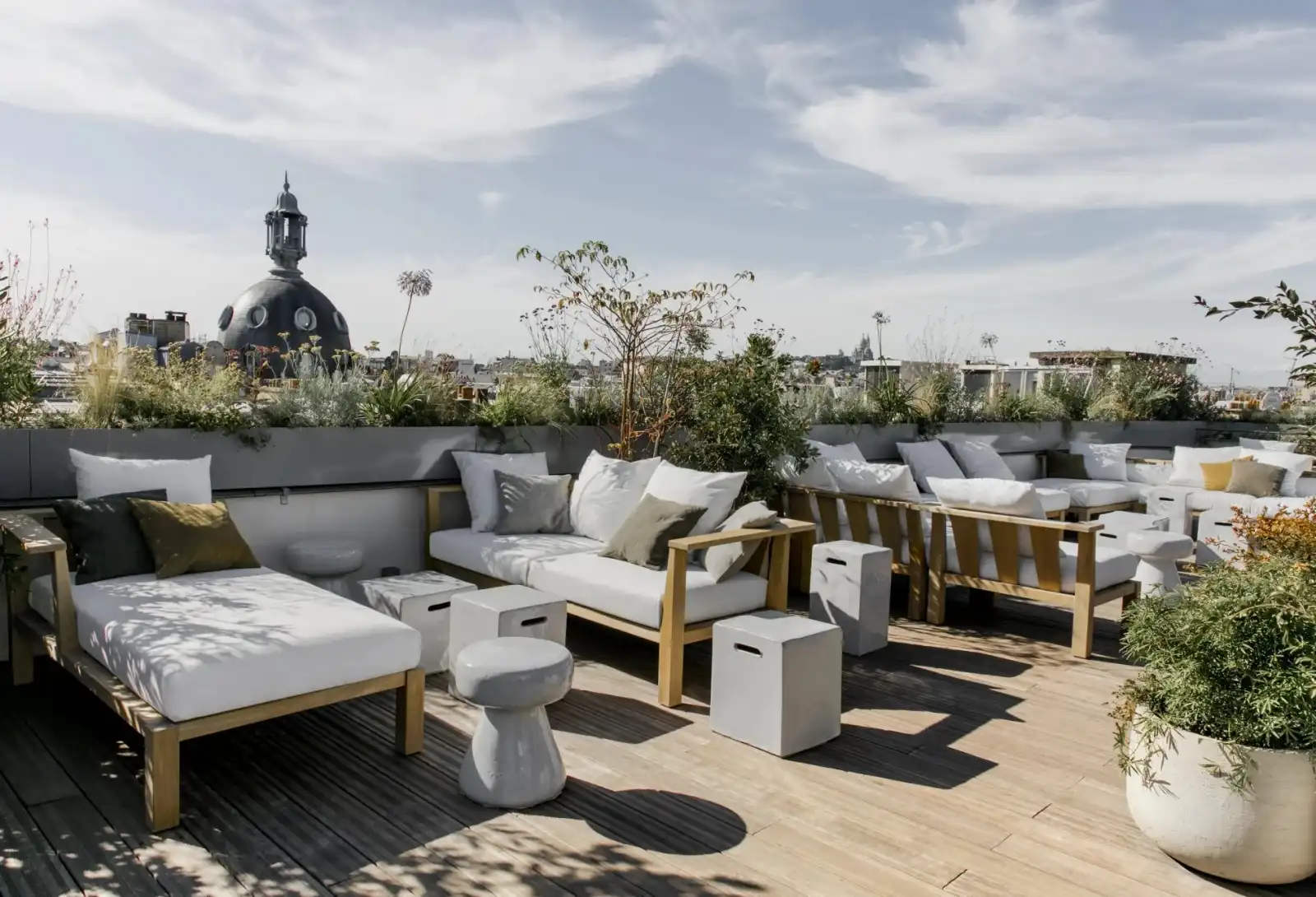 Rooftop National on the Top in Parigi