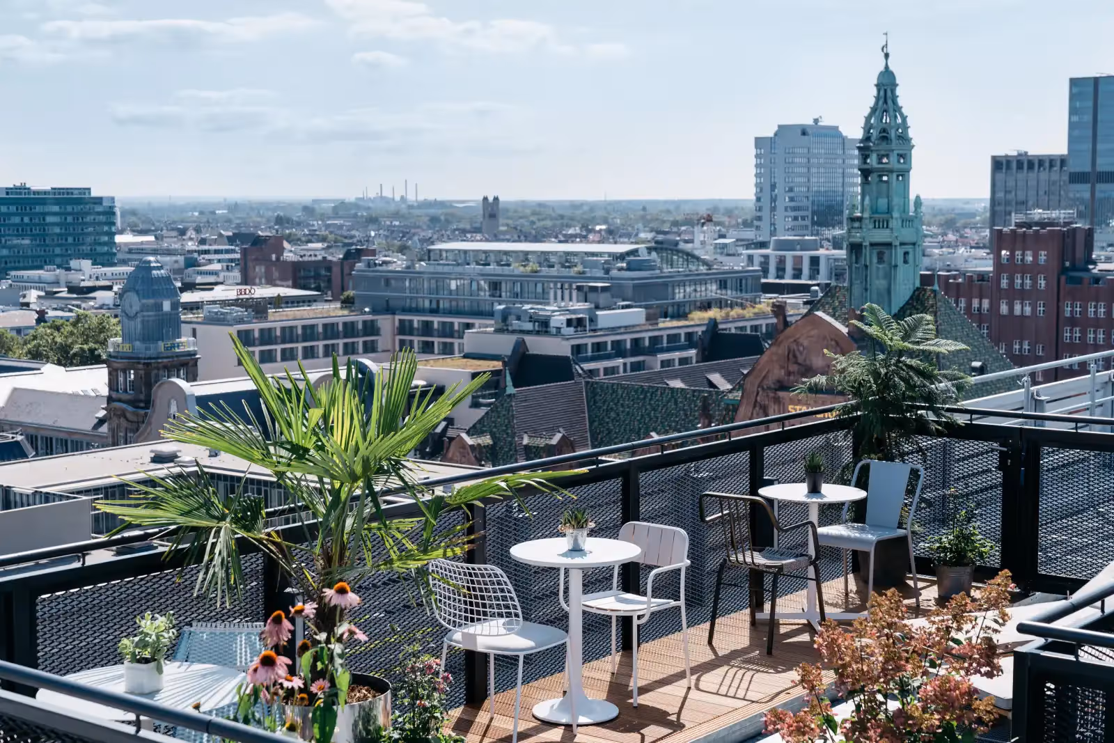 Rooftop Observatory Bar a Düsseldorf - 1