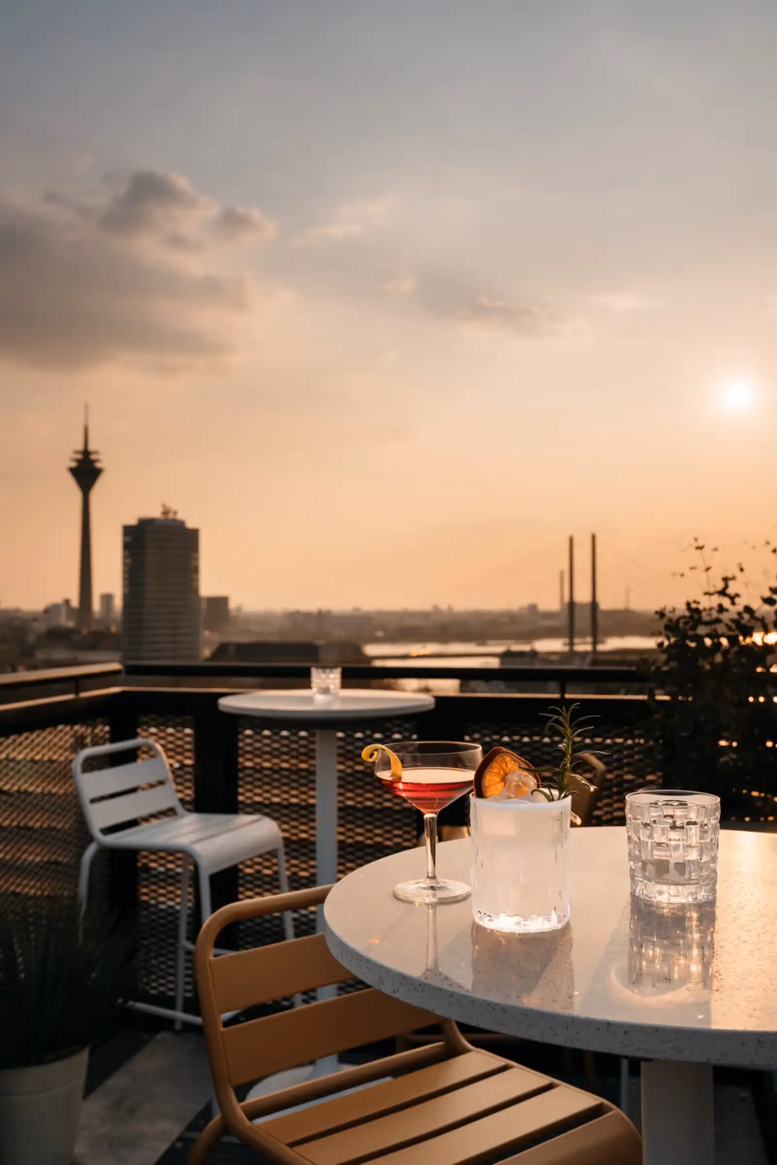 Rooftop Observatory Bar a Düsseldorf - 5