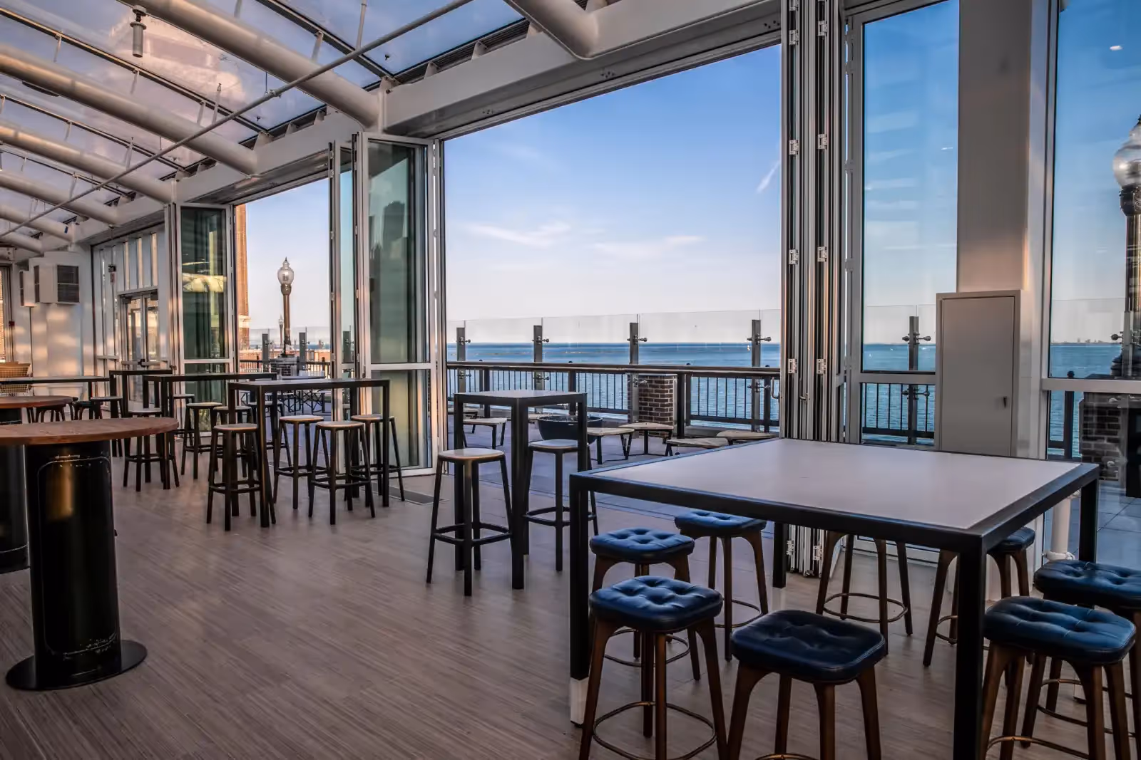 Offshore Rooftop a Chicago - 1