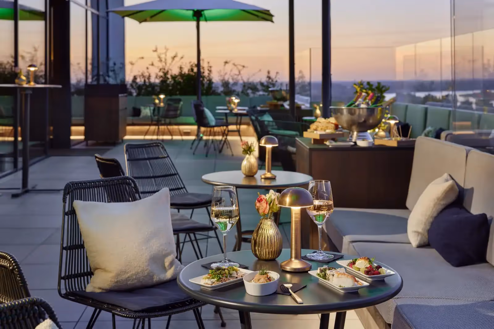Rooftop Otto's Skybar a Düsseldorf - 1