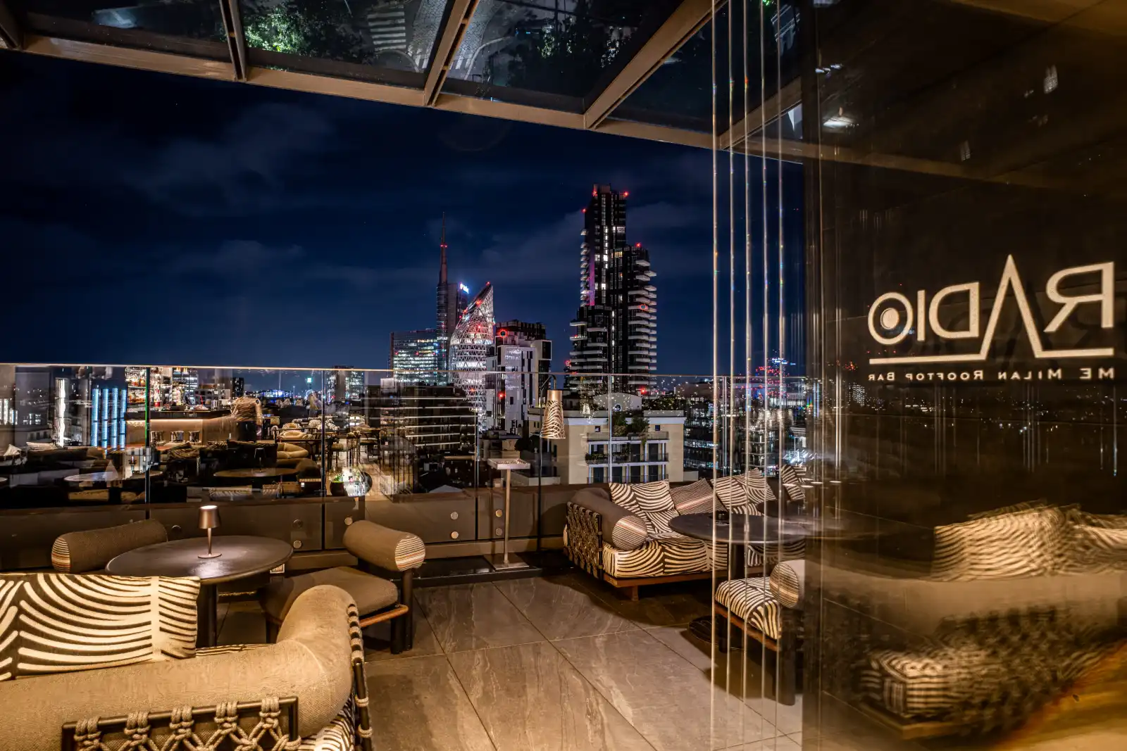 Radio Rooftop Bar a Milano - 1