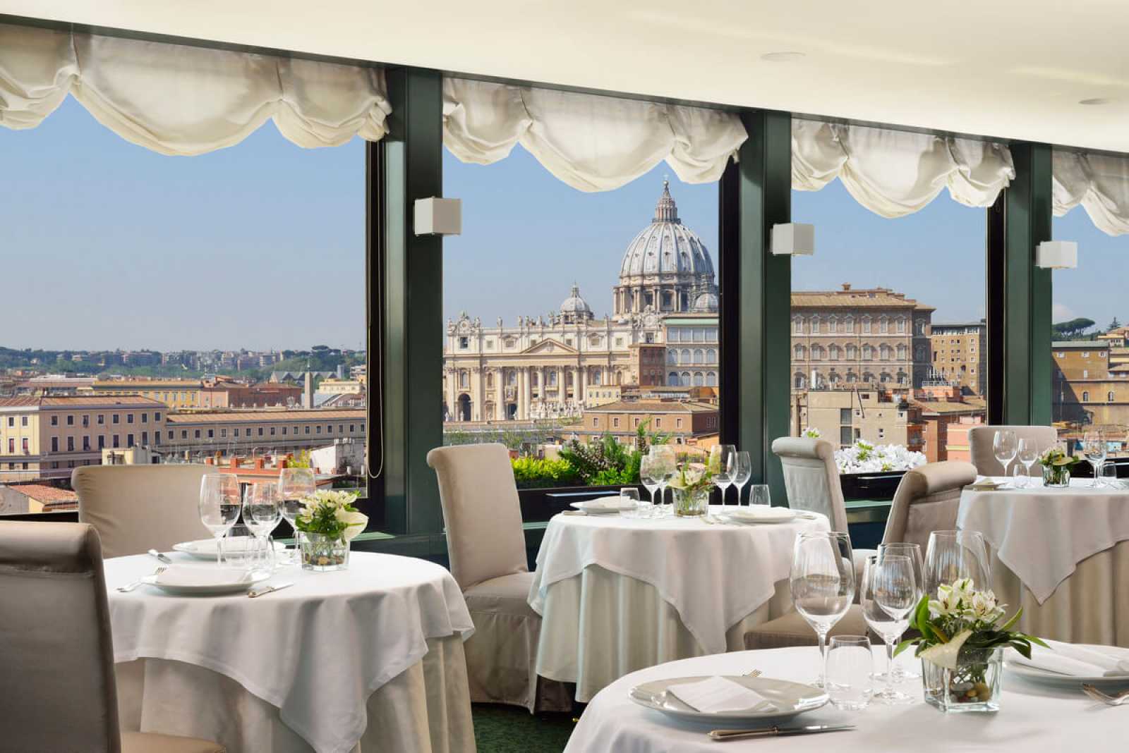 Rooftop Terrazza Les Etoiles in Roma - 4