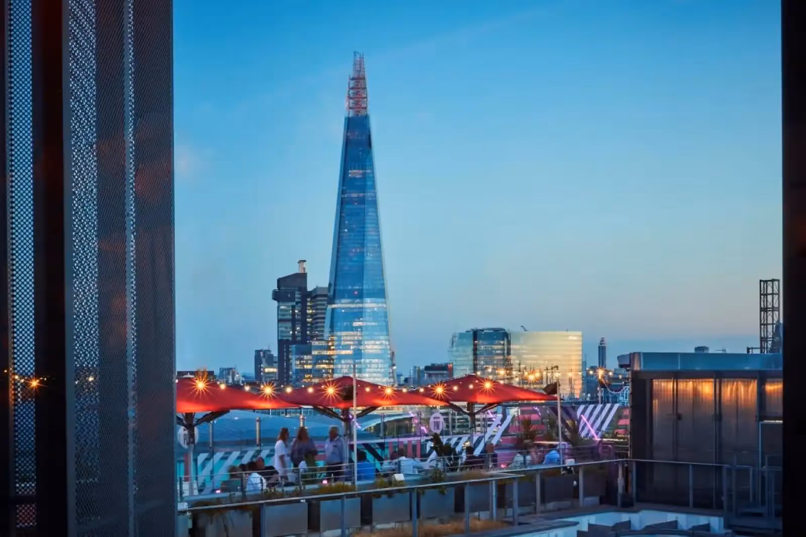 Rooftop Savage Garden in Londra - 1