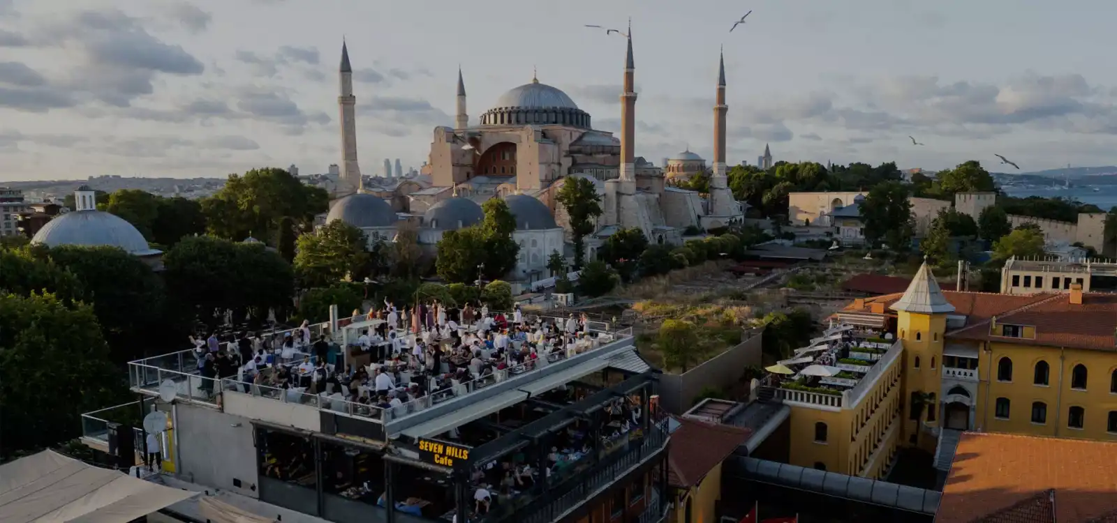 Rooftop Seven Hills Restaurant a Istanbul - 2