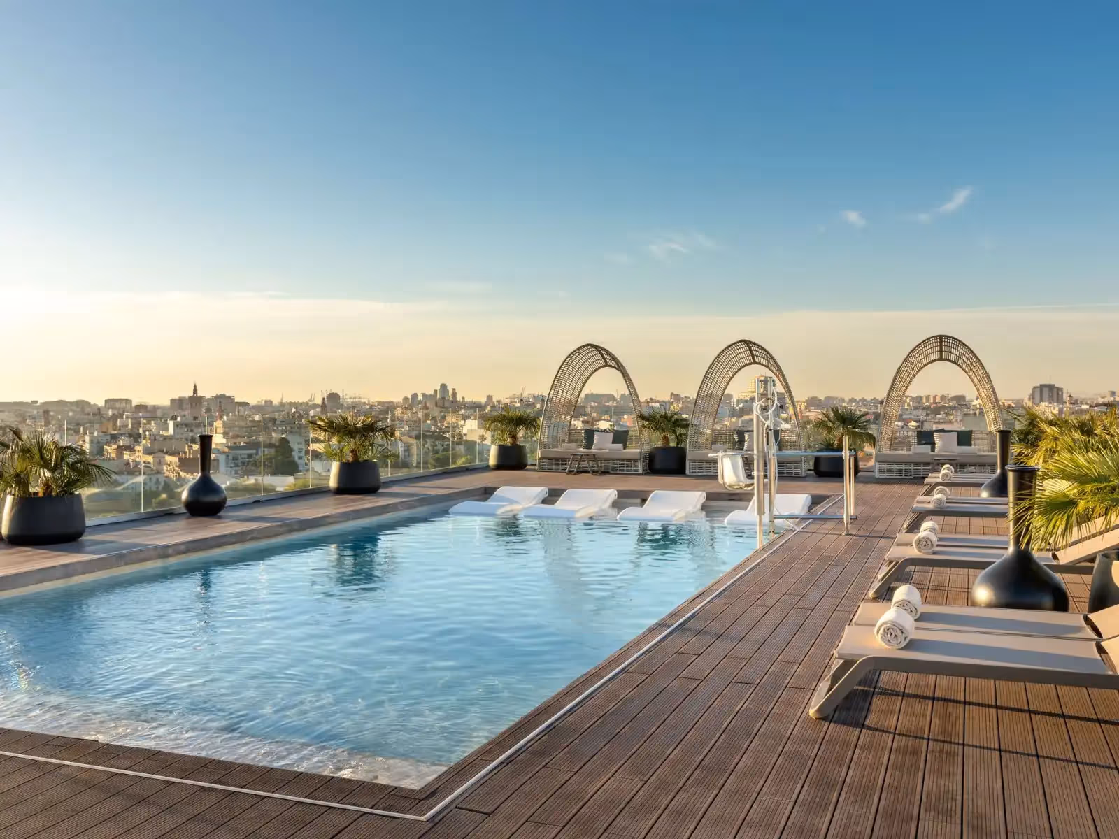 Rooftop Sky Bar a Valencia - 3