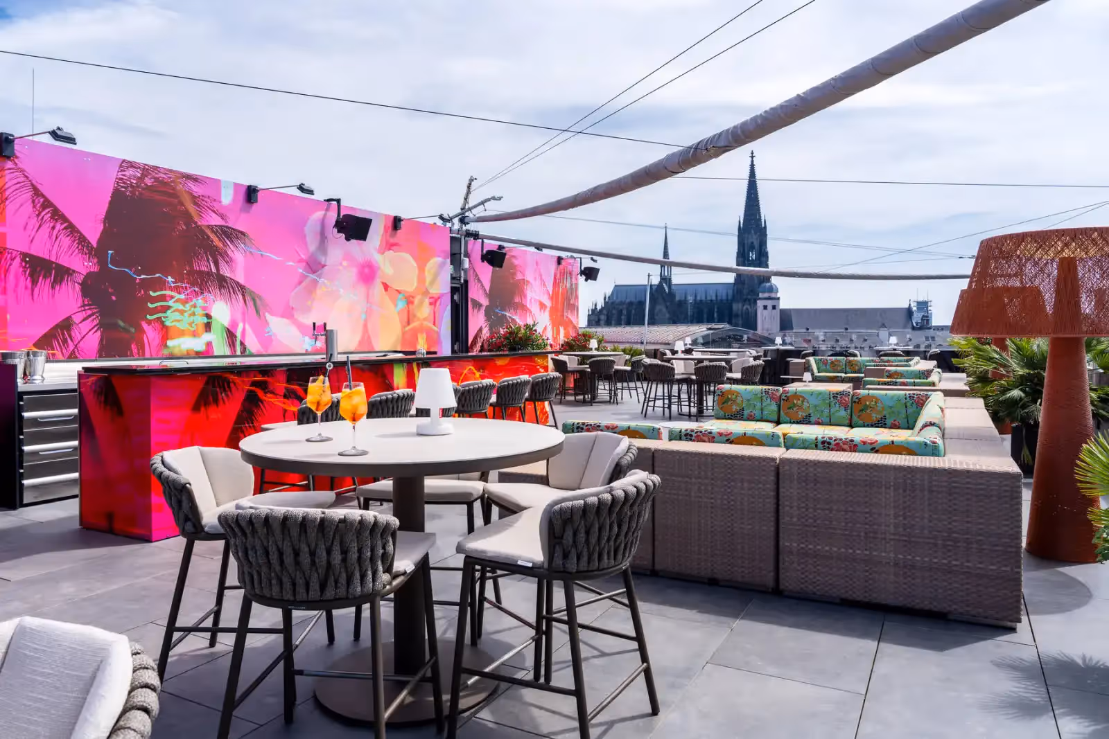 Rooftop Sky Lounge a Colonia - 2