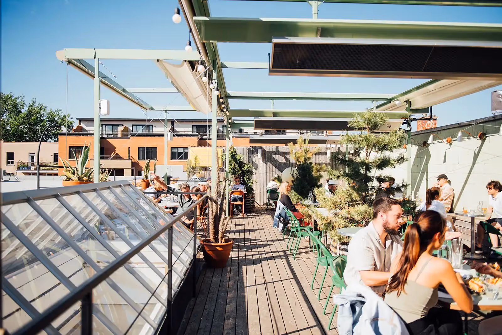 Rooftop Taverne Atlantic a Montréal - 1