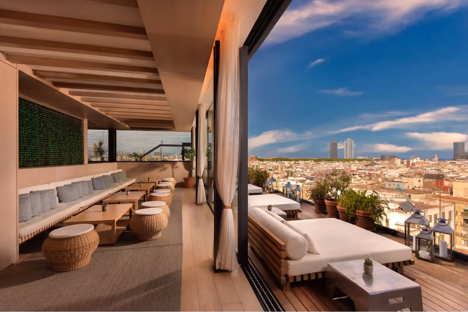 Rooftop The Roof in Barcellona - 1