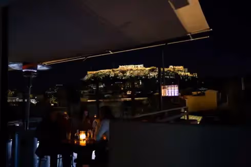 Rooftop Couleur Locale Atene