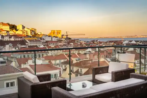 Entretanto Rooftop Bar Lisbona