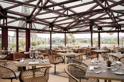 Rooftop Les Ombres Parigi
