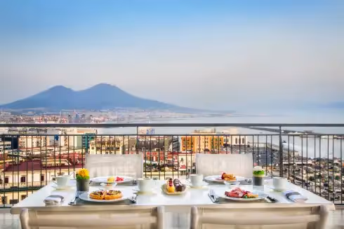 Rooftop Roof Garden Angiò Napoli