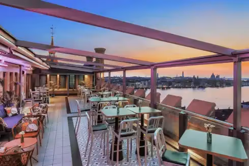Skyline Rooftop Bar Venezia