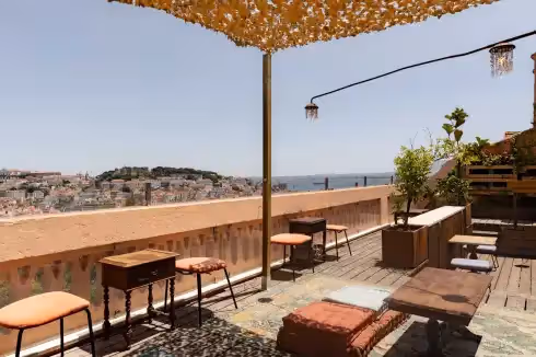 The Hidden Rooftop Lisbona