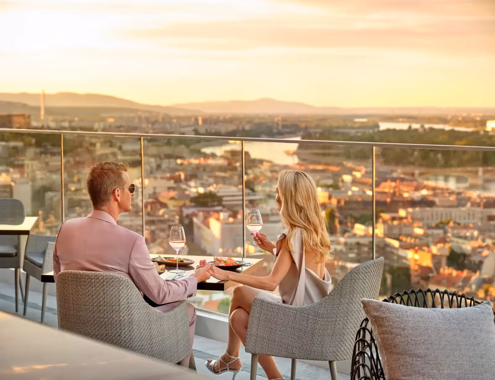 Rooftop White Raven Skybar & Lounge a Budapest - 1